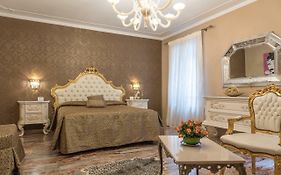 Ca' Del Cinema B&B